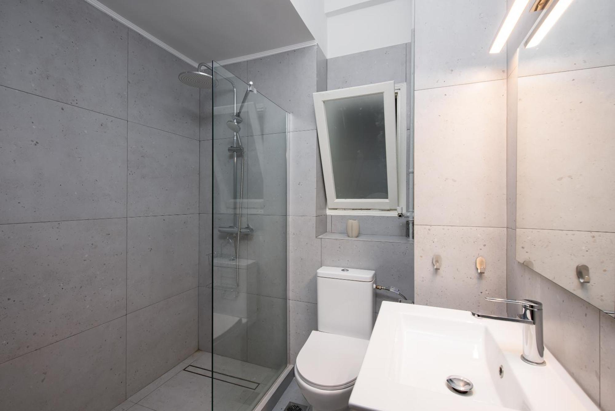 Philos At Nikis - Two Bedroom In Plaka Athen Eksteriør bilde